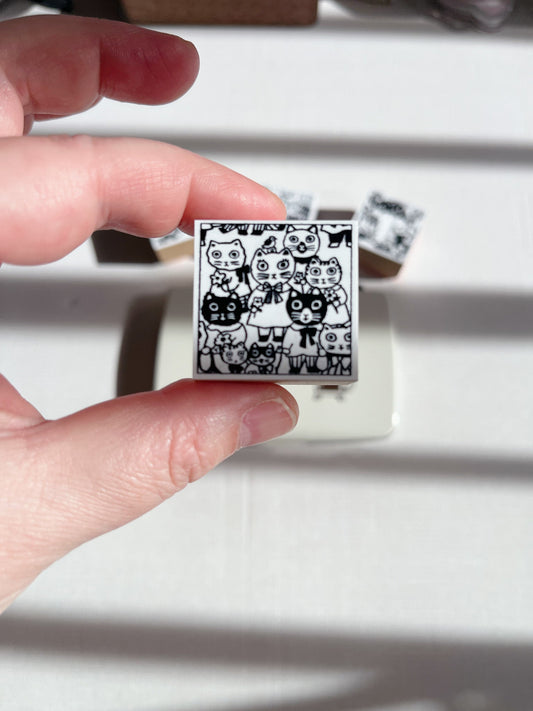 Yumi Kitagishi | Cats Stamp | guy-03