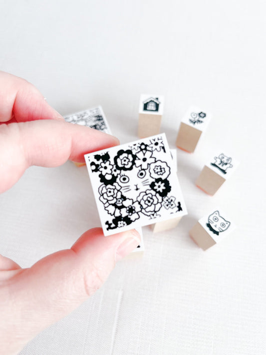 Yumi Kitagishi | Flower Cat Stamp | Tsume-01
